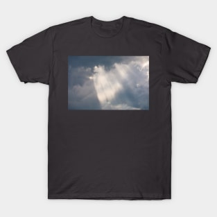 Vivid sunbeam light ray from clouds T-Shirt